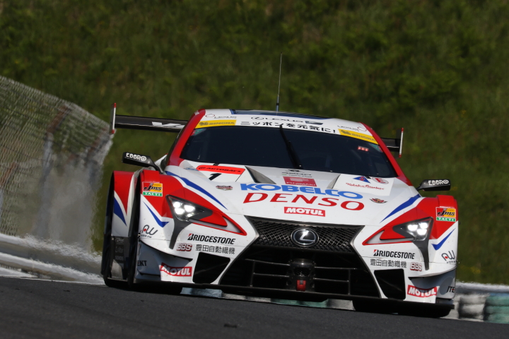 公式練習: ヘイッキ・コバライネン（DENSO KOBELCO SARD LC500）