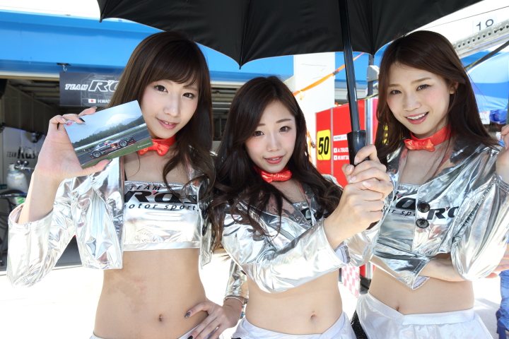 ピットウォーク: レースクイーン