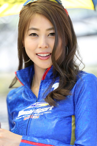 ピットウォーク: レースクイーン