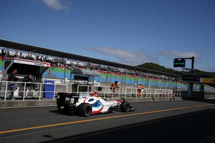 フリー走行: 関口雄飛（ITOCHU ENEX TEAM IMPUL SF14）