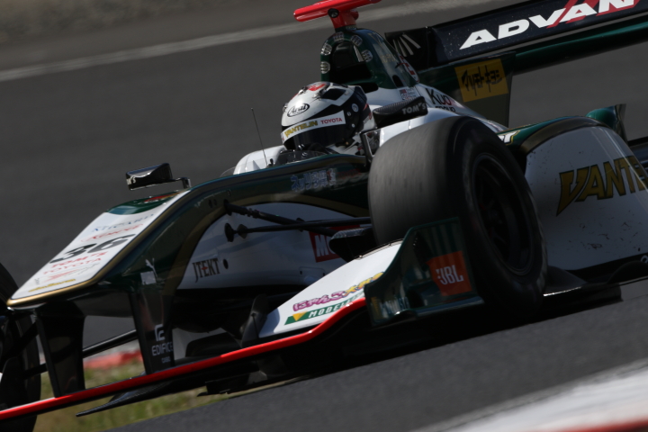 フリー走行: アンドレ・ロッテラー（VANTELIN KOWA TOM’S SF14）