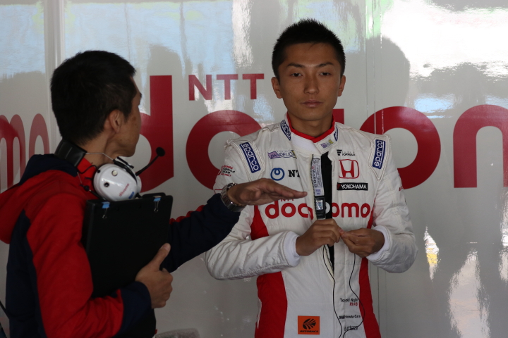 レース2公式予選: 野尻智紀（DOCOMO TEAM DANDELION RACING）