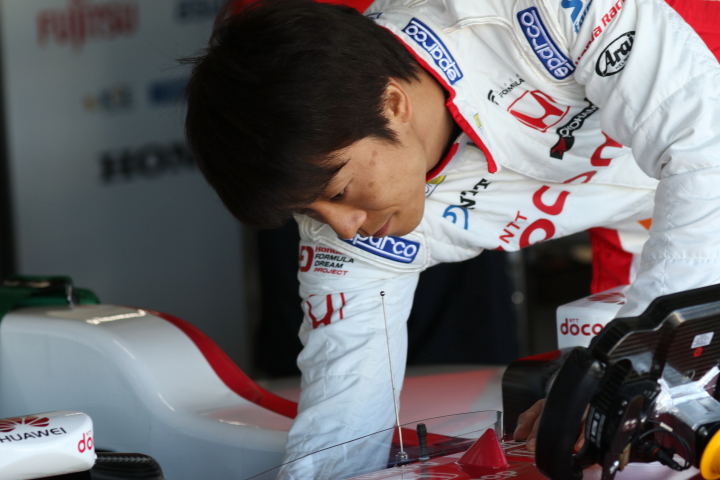 レース2公式予選: 伊沢拓也（DOCOMO TEAM DANDELION RACING）