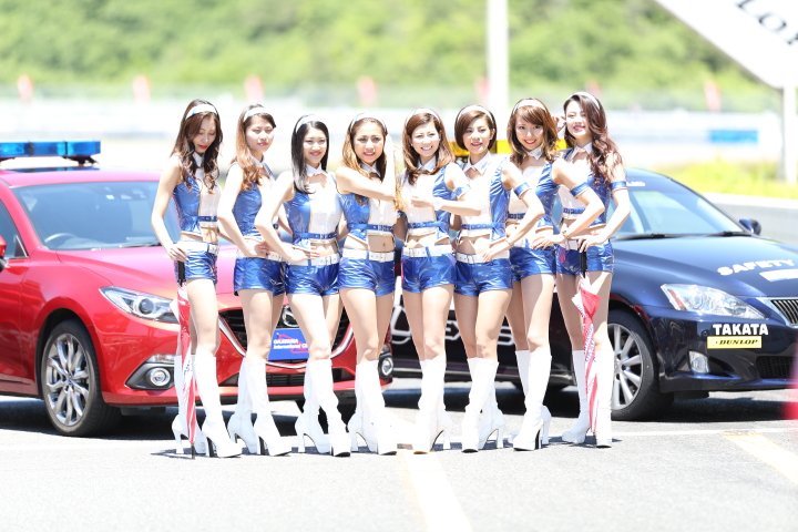 ピットウォーク: レースクイーン