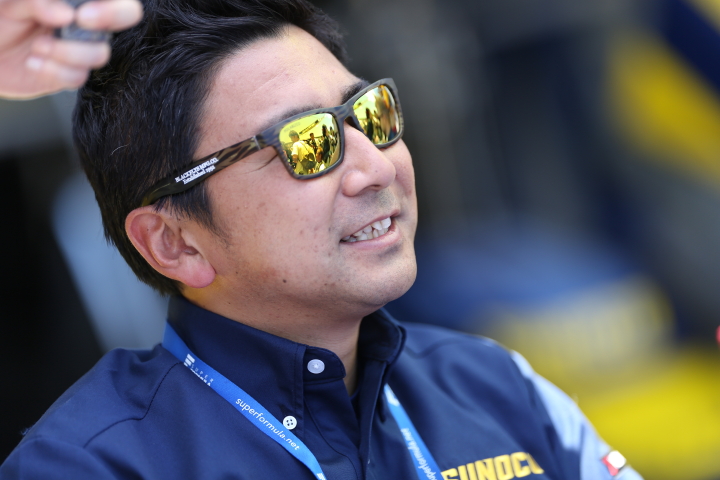 ピットウォーク: 片岡龍也監督（SUNOCO TEAM LEMANS）