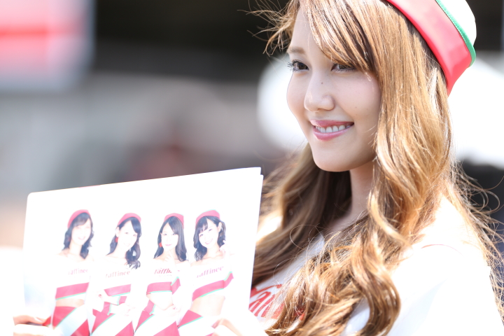 ピットウォーク: レースクイーン