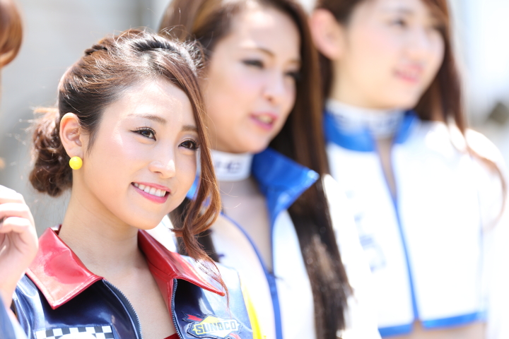 ピットウォーク: レースクイーン