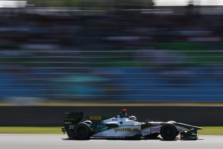 レース2決勝: アンドレ・ロッテラー（VANTELIN KOWA TOM’S SF14）