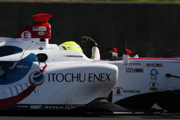 レース2決勝: 関口雄飛（ITOCHU ENEX TEAM IMPUL SF14）