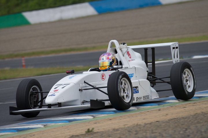 決勝2位は荒川麟（Drago CORSE 10V）