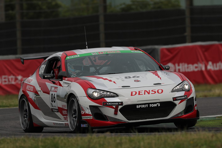 ST-4クラストップタイムは松井孝允／蒲生尚弥／坪井翔組（TOYOTA Team TOM'S SPIRIT 86）