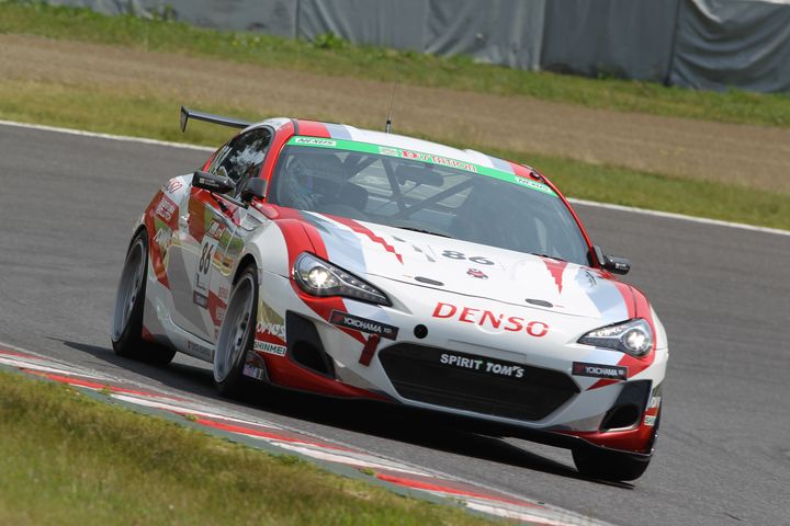 ST-4クラスポールポジションは松井孝允／蒲生尚弥／坪井翔組（TOYOTA Team TOM'S SPIRIT 86）