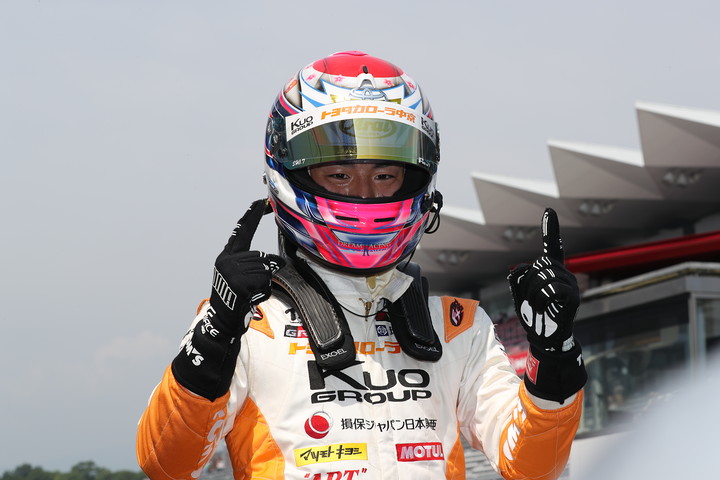 優勝した坪井翔（カローラ中京Kuo TEAM TOM'S）