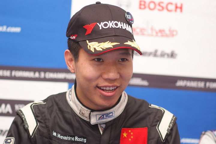 決勝記者会見: Nクラス3位のアレックス・ヤン（HuaJiangHU Racing）