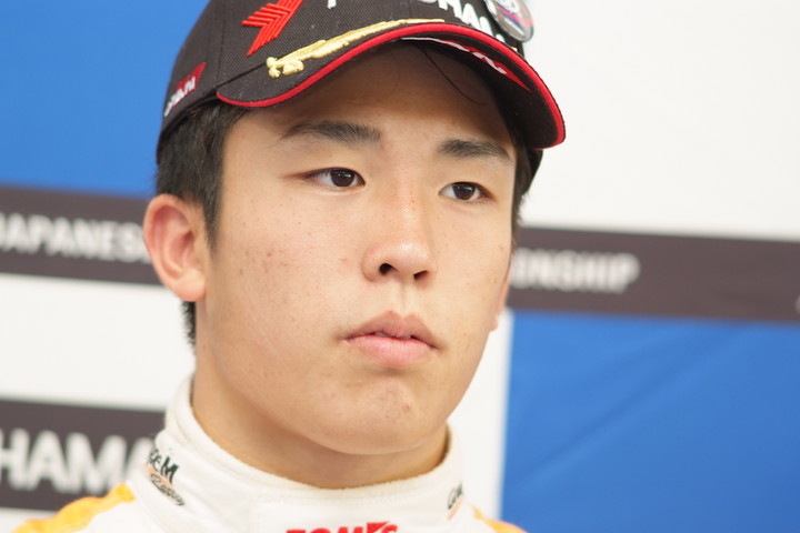 決勝記者会見: 優勝した宮田莉朋（カローラ中京Kuo TEAM TOM'S）