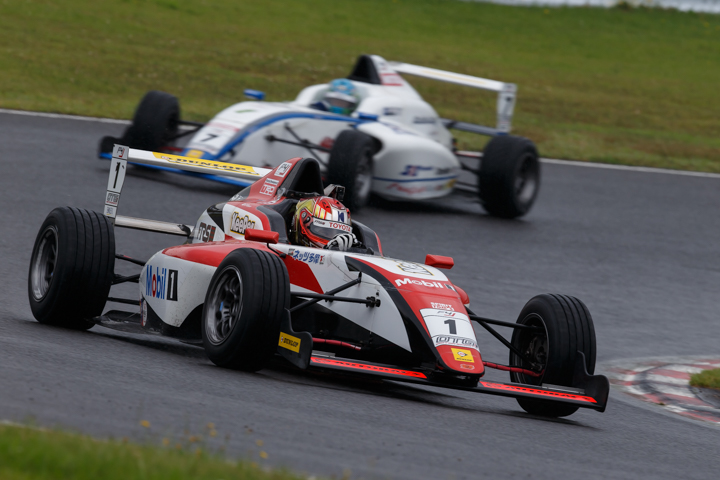 決勝3位は宮田莉朋（FTRSスカラシップF4）