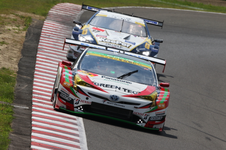 公式練習: 嵯峨宏紀（TOYOTA PRIUS apr GT）