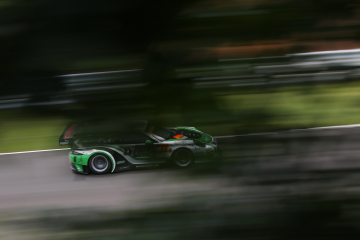 公式練習: 藤井誠暢／元嶋佑弥組（D'station Porsche）