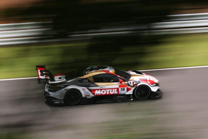 公式練習: 武藤英紀／中嶋大祐組（MOTUL MUGEN NSX-GT）