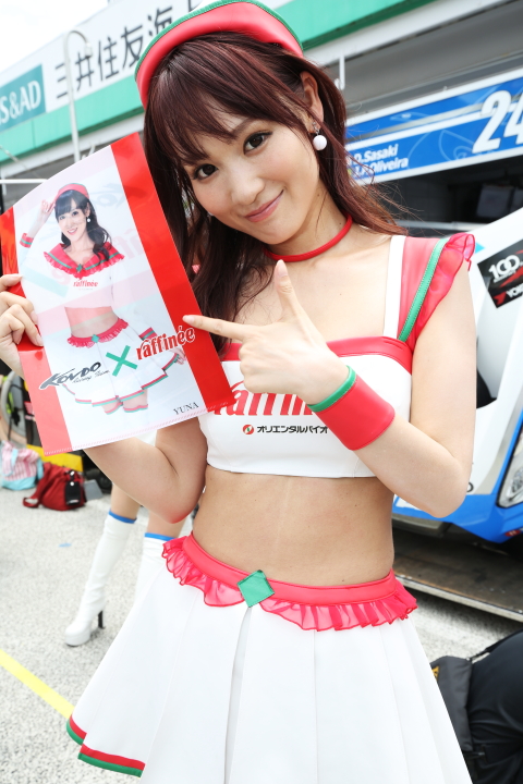 ピットウォーク: レースクイーン