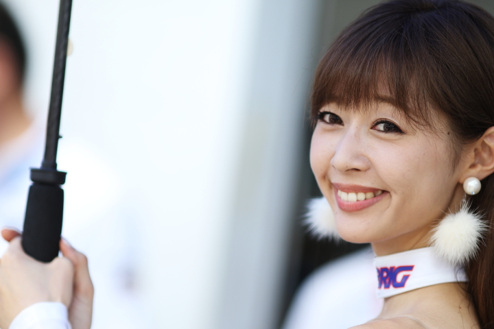 ピットウォーク: レースクイーン