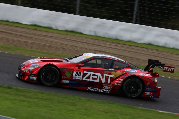 ノックアウト予選Q1: 石浦宏明（ZENT CERUMO LC500）