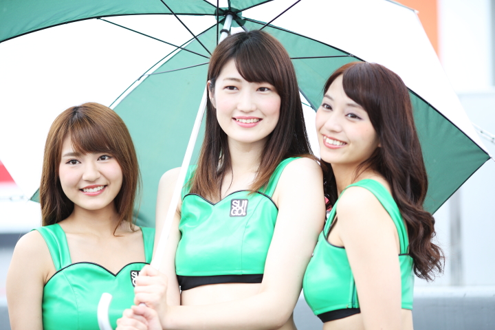 ピットウォーク: レースクイーン