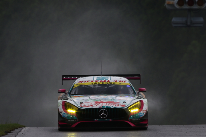 スタート進行: 片岡龍也（グッドスマイル初音ミクAMG）