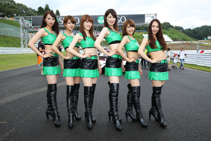 スタート進行: レースクイーン