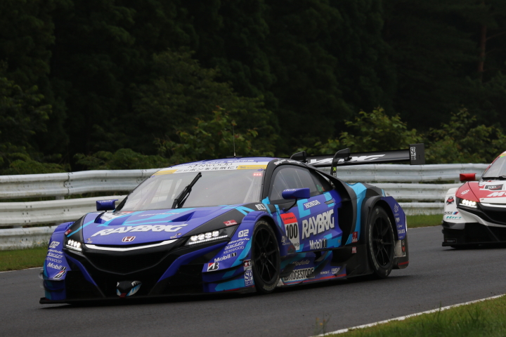 決勝レース: 山本尚貴（RAYBRIG NSX-GT）