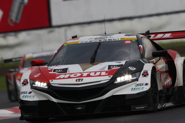 決勝レース: 武藤英紀（MOTUL MUGEN NSX-GT）