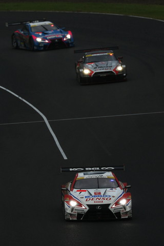 決勝レース: GT500クラスのトップ3