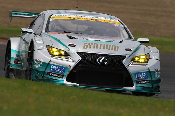 公式練習: GT300クラストップタイムは飯田章／吉本大樹組（SYNTIUM LMcorsa RC F GT3）