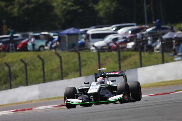 フリー走行: 中嶋一貴（VANTELIN KOWA TOM’S SF14）