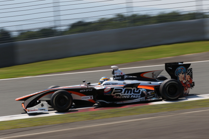 フリー走行: 石浦宏明（P.MU/CERUMO・INGING SF14）