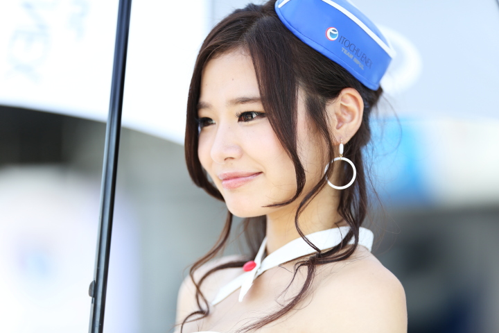 ピットウォーク: レースクイーン