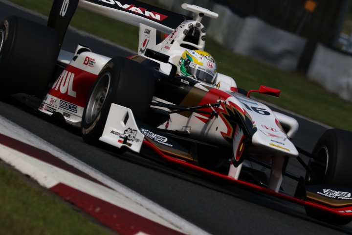 公式予選: 山本尚貴（TEAM MUGEN SF14）