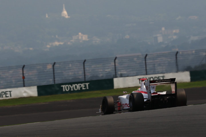 公式予選: 野尻智紀（DOCOMO DANDELION M40S SF14）