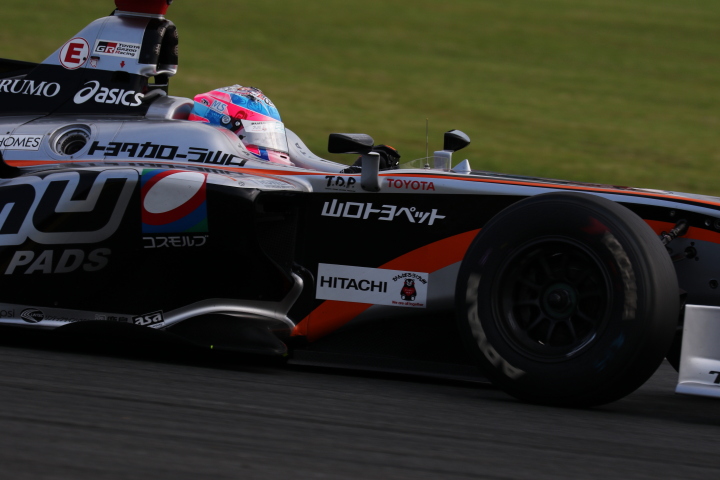 公式予選: 国本雄資（P.MU/CERUMO・INGING SF14）