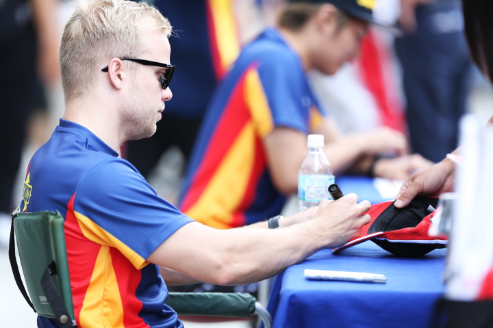 ピットウォーク: フェリックス・ローゼンクヴィスト（SUNOCO TEAM LEMANS）