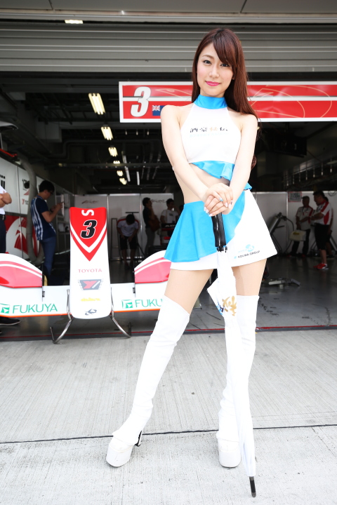 ピットウォーク: レースクイーン