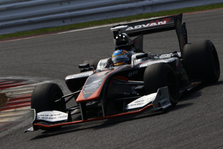 決勝レース: 石浦宏明（P.MU/CERUMO・INGING SF14）