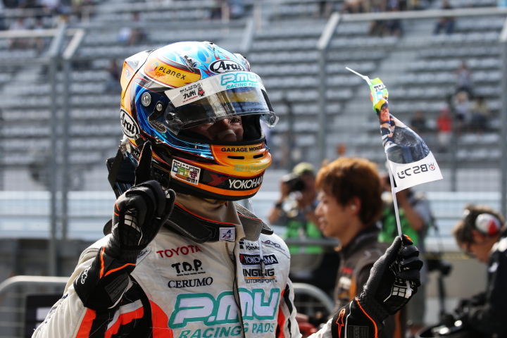 決勝レース: 石浦宏明（P.MU/CERUMO · INGING）