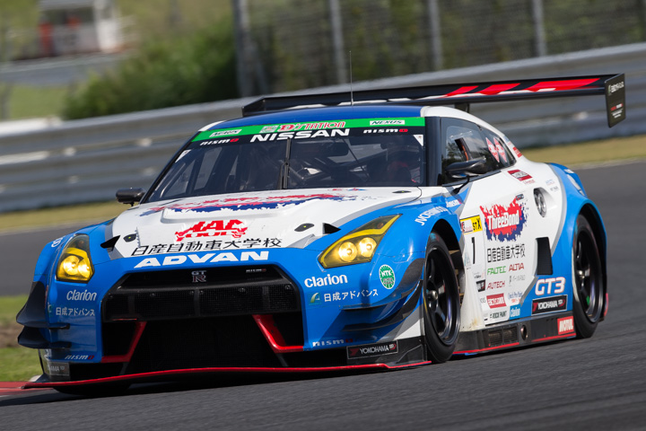 ST-Xクラス予選2位は内田優大／藤井誠暢／平峰一貴組（スリーボンド日産自動車大学校GT-R）