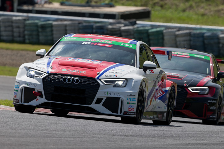 ST-STRクラスポールポジションは田ヶ原章蔵／白坂卓也／竹田直人組（LIQUI MOLY RS3 LMS）