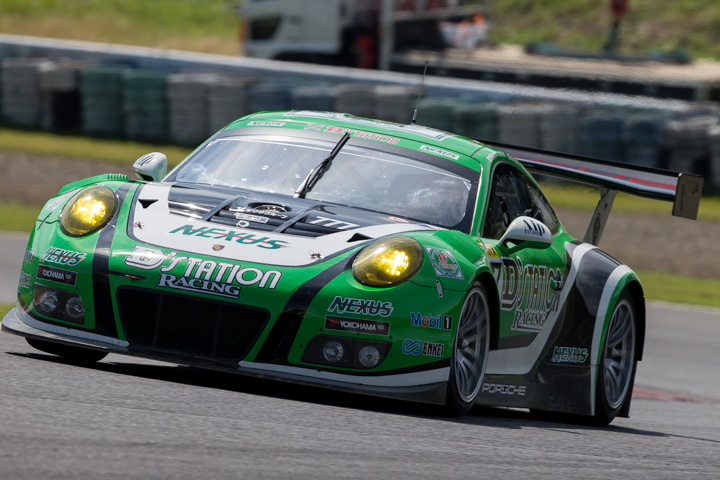 ST-Xクラス予選3位は星野敏／荒聖治／近藤翼組（D'station Porsche）