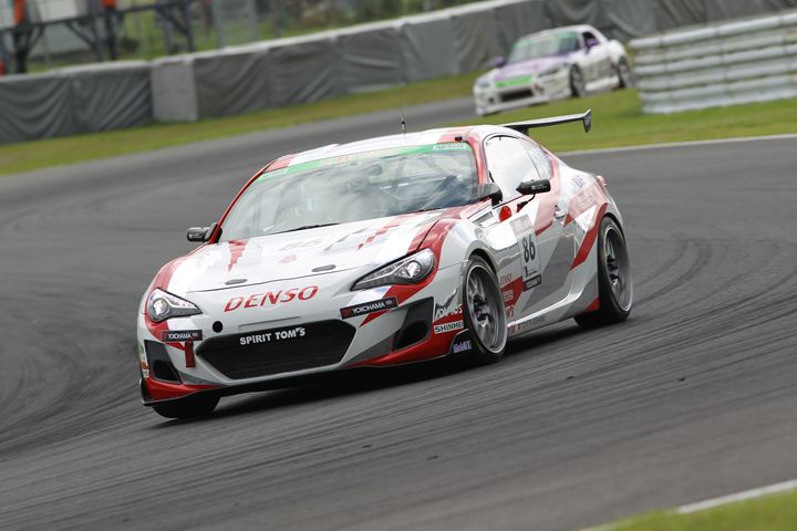 ST-4クラス優勝は松井孝允／蒲生尚弥／坪井翔組（TOM'S SPIRIT 86）