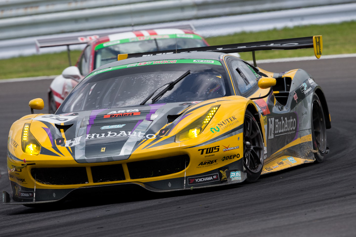 ST-Xクラス決勝3位はモーリス・チェン／吉本大樹／坂本祐也 組（HubAuto Ferrari 488 GT3）