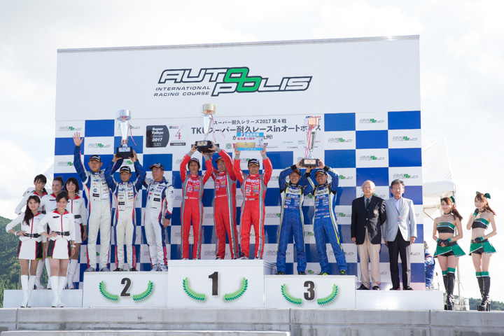 ST-2クラスの表彰式