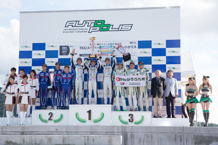 ST-3クラスの表彰式